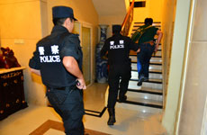Police Raid Crime Lord’s Mansion in Guangzhou